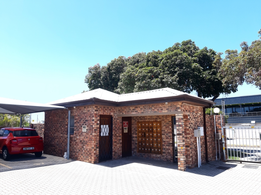 1 Bedroom Property for Sale in Walmer Eastern Cape